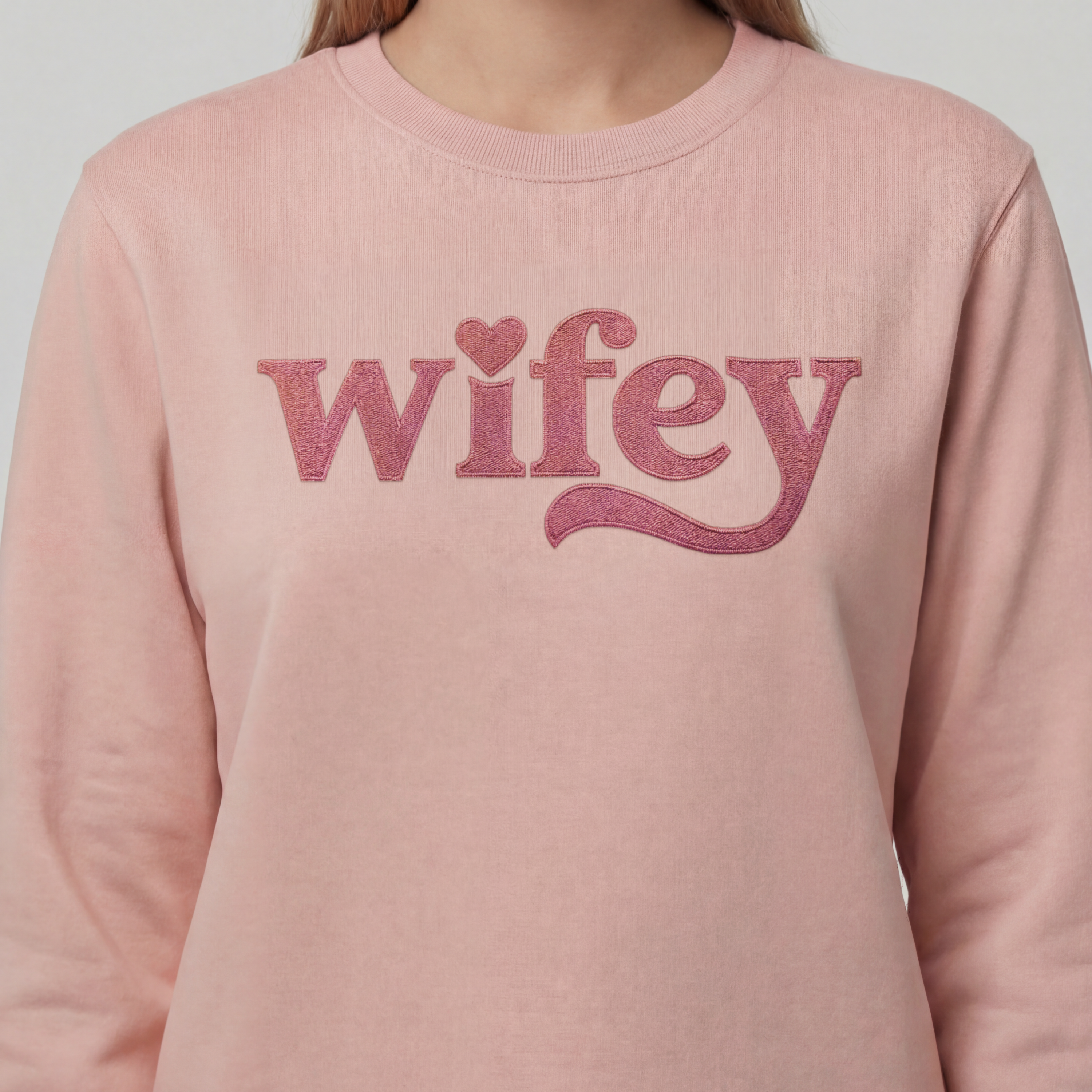 "Wifey" sweatshirt (EMBROIDERED)